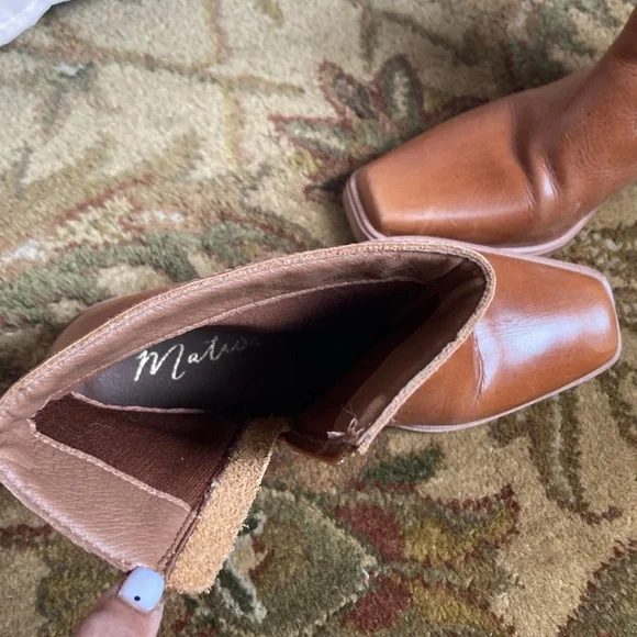 Matisse Ezra Women's Brown Ankle Boosts.